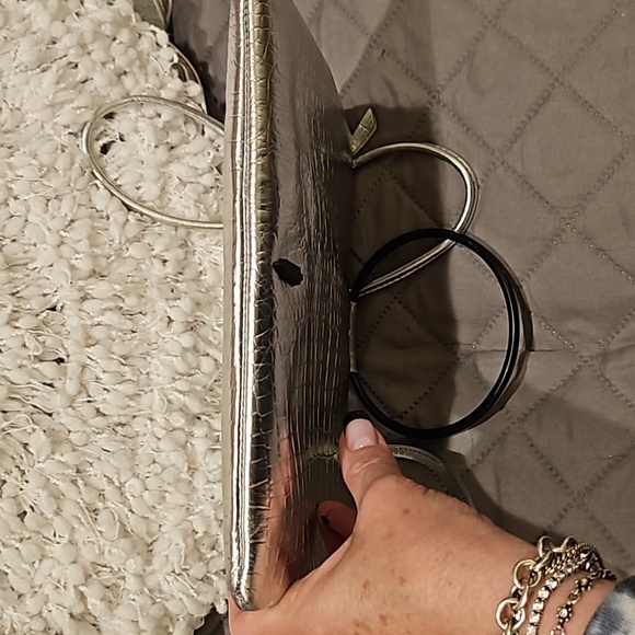 Thacker Crossbody Bag - Picture 14 of 16